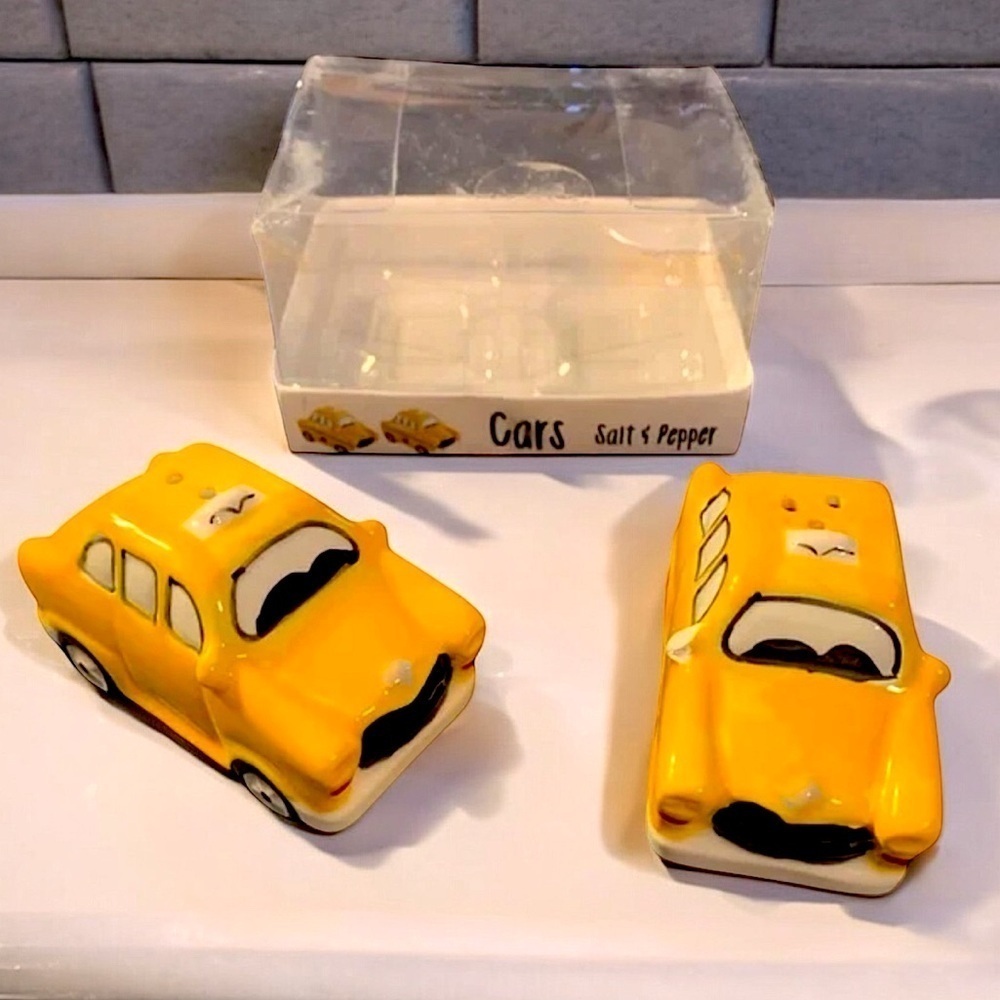 NYC Yellow Cab Cars Ceramic Salt Pepper Shaker Set by American Alitier